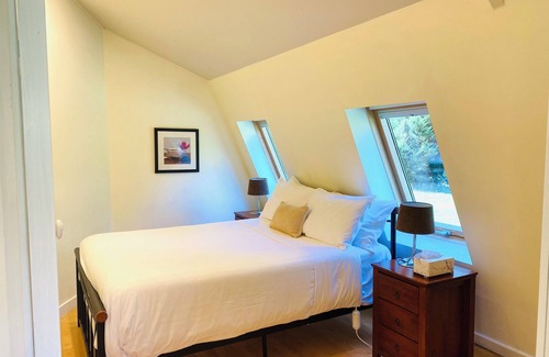 Chum Creek Cabin | Family or group accommodation in farm setting.