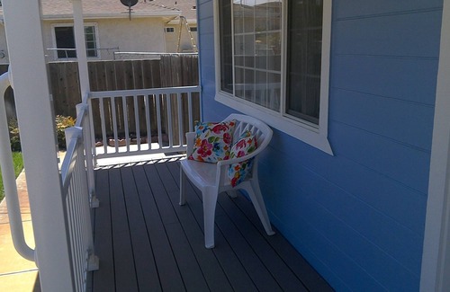 Oakley Cottage | Family or serious fisherman lodging and getaway - upscale, safe & comfortable
