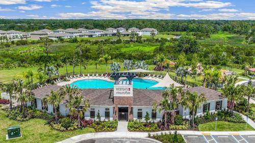 Wesley Chapel House | Family Retreat Near Tampa, Orlando & Beaches