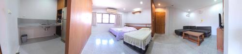 Ban Chang Apartment | Family room