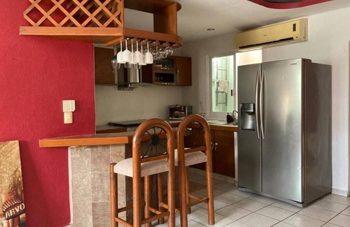 Acapulco Villa | Family size Villa with view to the ocean and astonishing sunsets