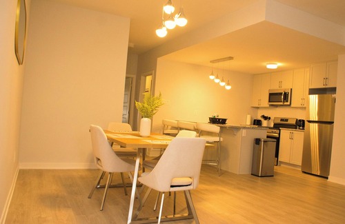 Ottawa Division Condo | family sized condo newly built front porch , big size rooms