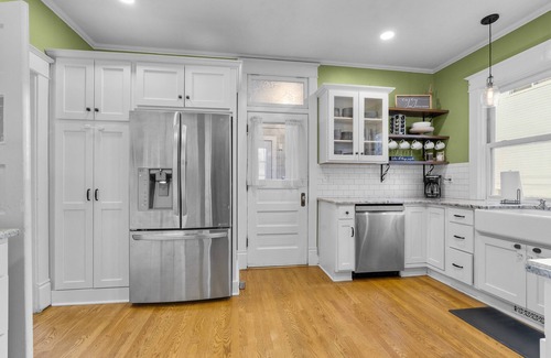 Cedar Rapids House | Family-sized Modern Historic Home Downtown Close to Everything