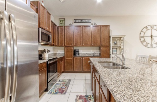 Davenport House | Family-sized townhome with private pool & screened-in patio!