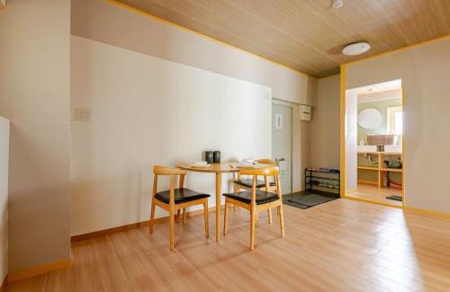 Shikitsuhigashi Apartment | Family Stay Namba - Shinsaibash & Dotonbori 8Pax