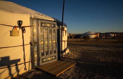Twentynine Palms Other | Family Style Star gazing Yurt