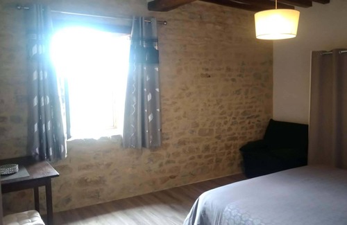 Juaye-Mondaye House | Family suite with 2 bedrooms, sleeps 4 at the Ferme Manoir Saint Barthélemy