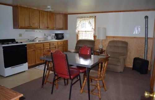 Brier Hill Cabin | Family vacation on Black Lake with a private beach!