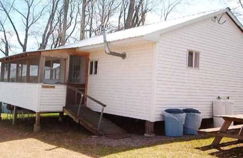 Brier Hill Cabin | Family vacation on Black Lake with a private beach!