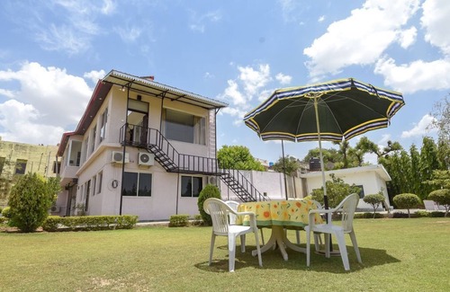 Udaipur District House | FAMILY VACAY IN GREEN SETTINGS