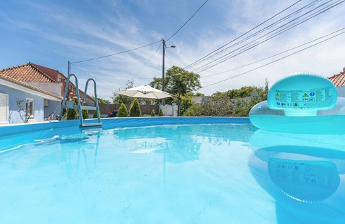 Charneca de Caparica e Sobreda Villa | Family Villa | Pool | Beach 5 min away byHOST-POINT