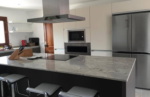 Lloseta Villa | Family Villa in the center of the ISLAND!