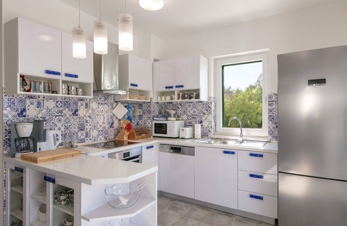 Pasadur Villa | Family Villa Makarac with private pool near the sea, Brac Island