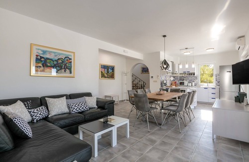 Pasadur Villa | Family Villa Makarac with private pool near the sea, Brac Island
