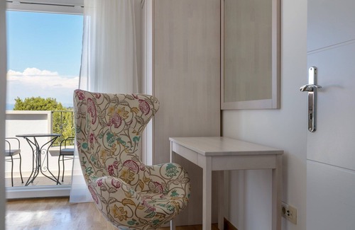 Pasadur Villa | Family Villa Makarac with private pool near the sea, Brac Island