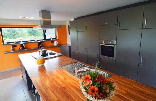 Profondeville House | Family Villa, Profondeville