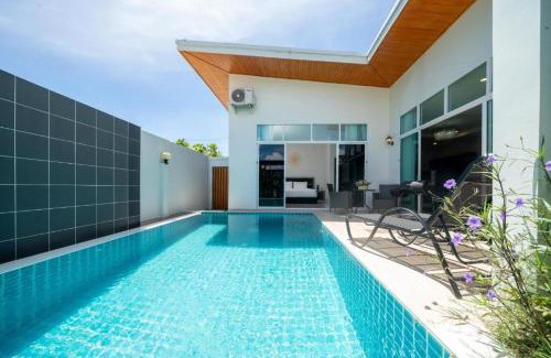 Thep Kasattri Villa | Family villa with Private swimming pool Phuket