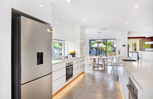 Bundall House | Family Waterfront Escape - Pool, Heated Spa