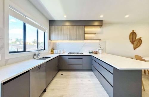 Greenlane Condo | FamilyFriendly Lux4Beds -ASB Showgrounds Greenlane