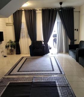 Chemor House | Famus Homestay
