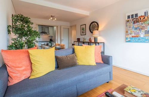 Olivais Apartment | Fancy Apartment W/Metro at Doorstep by LovelyStay