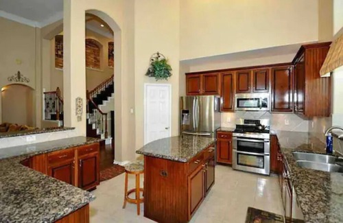 Barker House | ♕Fancy Home near Cypress♕