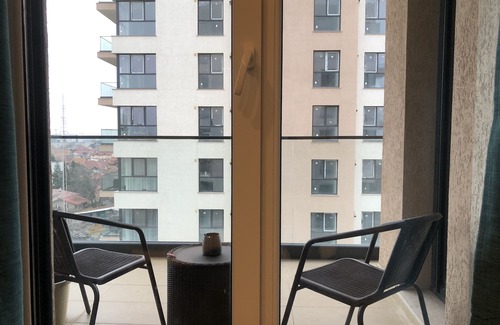 Militari Apartment | Fancy Westpark 2 Residence Lake View W7