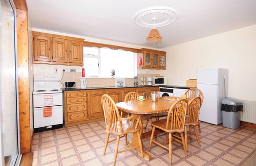 Murroogh House | Fanore Holiday Cottages, Traditional Farmhouse on the Wild Atlantic Way