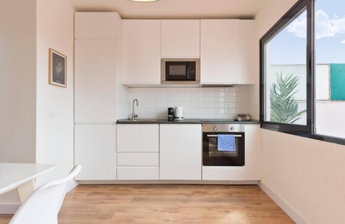 L'Hospitalet de Llobregat Apartment | FANTASTICOS APTOS. BARCELONA/Hospitalet de LLobregat, 6/8 pers/apto.