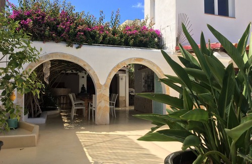 San Antonio Bay Villa | Fantastic Villa 300m from Beach, Private Pool, BBQ Area, Garden Great location