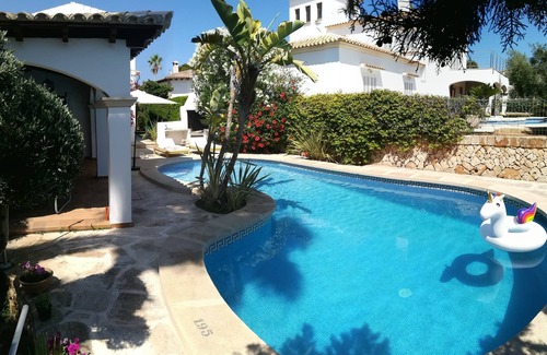 Cala Serena Villa | Fantastic 3 bedroom villa with pool, 1minute walk from beach in Cala D'Or.