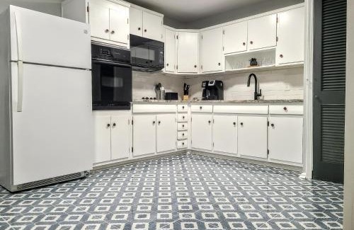 Norfolk - Virginia Beach House | Fantastic 3BR Close to Botanical Gardens and Airport