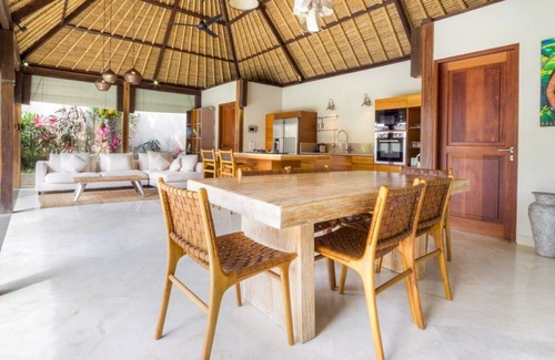 Ungasan Villa | Fantastic 3BR Villa W/Pool & Garden, Bali Villa 2228
