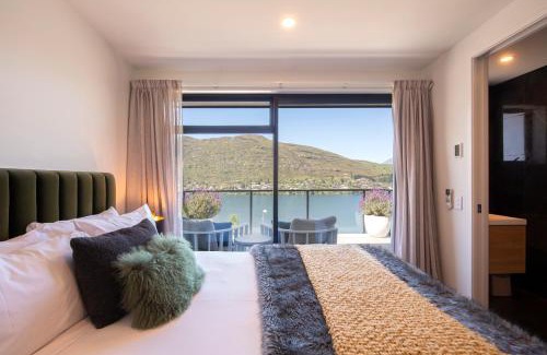 Frankton House | Fantastic 4 BDR home, AC, WIFI, Coffee Machine