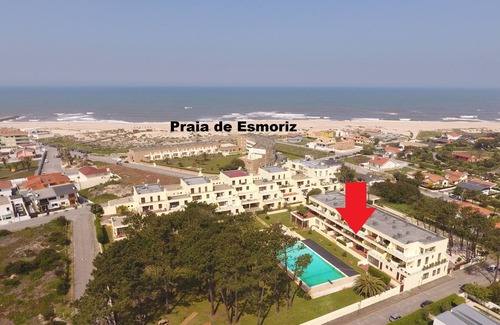 Esmoriz Apartment | Fantastic, beach front, lagoon and walkways. Oporto City 15 minutes away