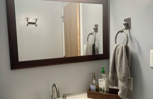 Rockville House | Fantastic Bedroom in Rockville, NIH/NCI/NIAID - 25 min Washington DC