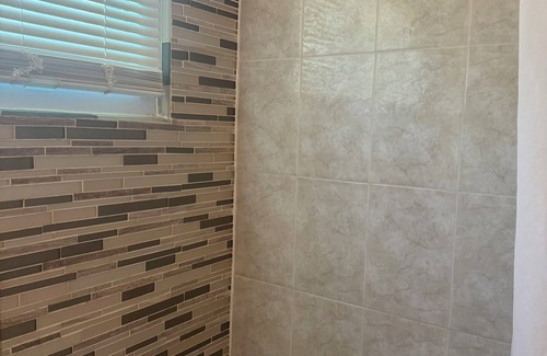 Rockville House | Fantastic Bedroom in Rockville, NIH/NCI/NIAID - 25 min Washington DC