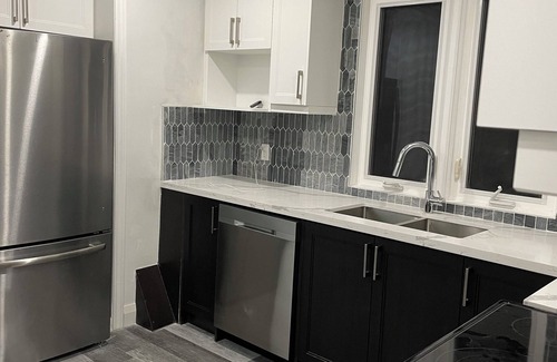 Durham Region House | Fantastic Bungalow just by 401, Oshawa Shopping Centre Mall and Tech University.