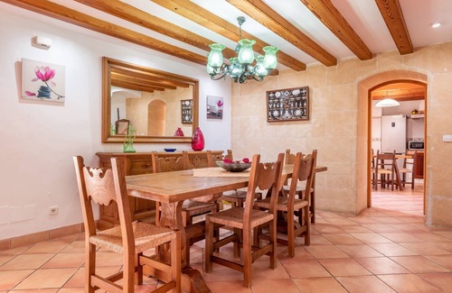 Buger Villa | Fantastic Holiday Home “Can Julia” with Mountain View