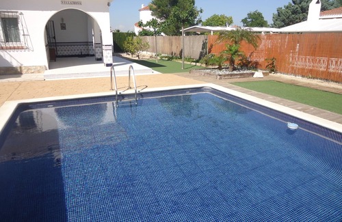 Les Tres Cales Ski Chalet | FANTASTIC INDEPENDENT VILLA WITH PRIVATE POOL, AIR CONDITIONING AND WIFI