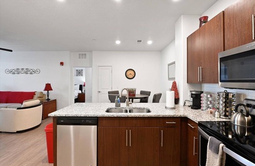 American Fork Apartment | Fantastic Location!, Comfy Beds, Hot Tub, Gym, Wi-Fi