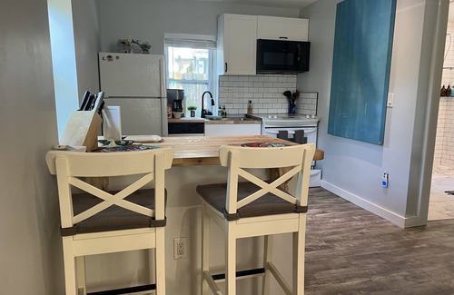 Historic Uptown House | Fantastic location! Close 2 Beach+museums+events + 2 bikes!