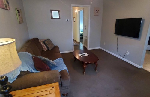 West Monroe Apartment | Fantastic Location! Affordable Clean 2br/1ba