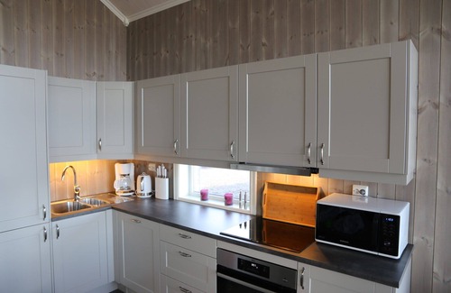 Kviteseid House | Fantastic view | Child-friendly | Home office | Sauna & HotPot | 100mbit