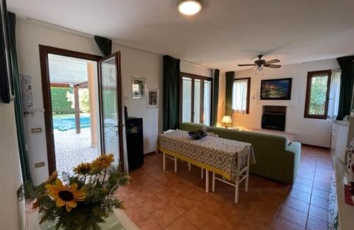 Isola Albarella Villa | Fantastic villa with pool surrounded by nature