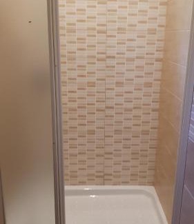 Reggio nell'Emilia Apartment | FARE BnB - casetta sul fiume in città