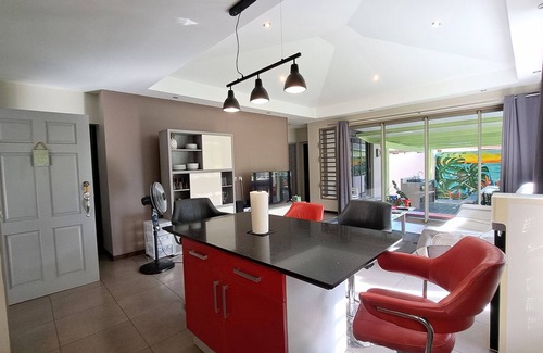 Punaauia Ski Chalet | FARE IOLANA
