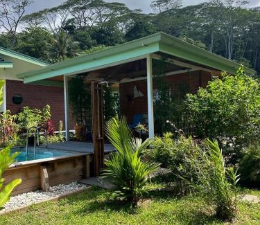 Teahupoo Apartment | Fare JUANITA PITI