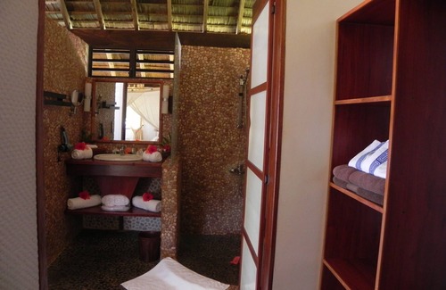 Taha'a Hotel | Fare Pea Iti
