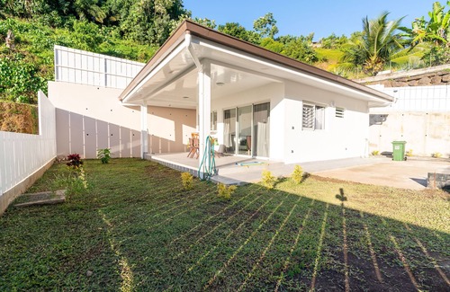 Mahina House | Fare Tahara'a 1BR in Arue - 5min to the beach